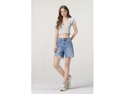 casual versatile denim shorts